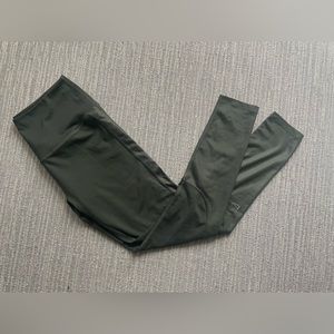 Splits59 Army Green leggings size Large
